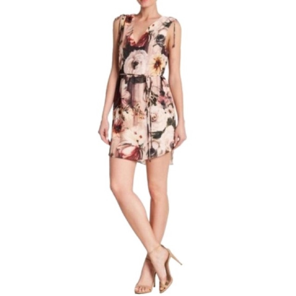 NWT Follow Me Floral Casual Dress